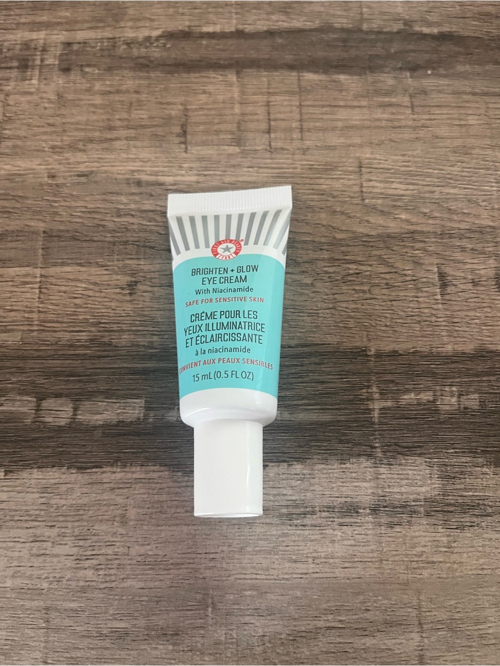First Aid Beauty - Brighten + Glow Eye Cream with Niacinamide - Picture 8 of 9
